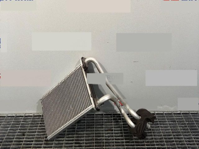 bontott BMW 3 F30-F35 Fűtőradiátor