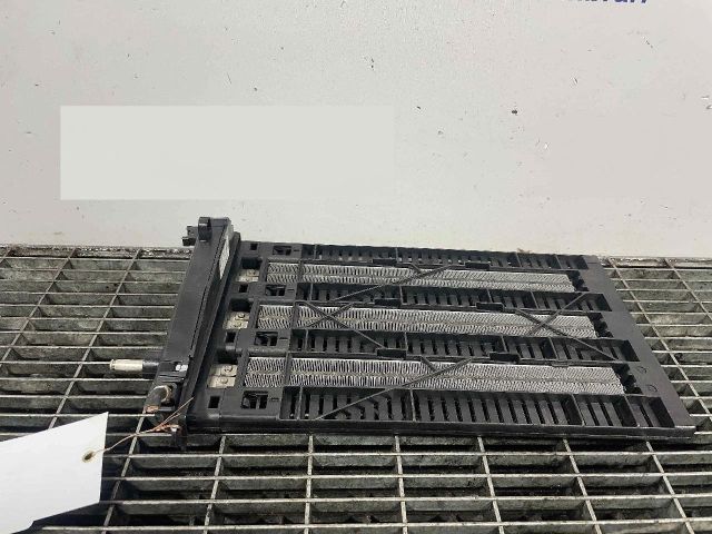 bontott BMW 3 F30-F35 Fűtőradiátor