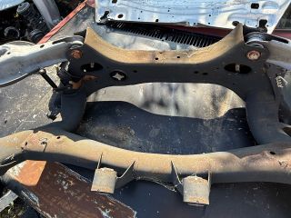 bontott BMW 3 F30-F35 Hátsó Bölcső