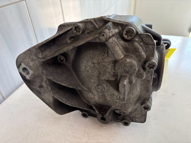 bontott BMW 3 F30-F35 Hátsó Differenciálmű