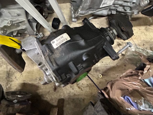 bontott BMW 3 F30-F35 Hátsó Differenciálmű