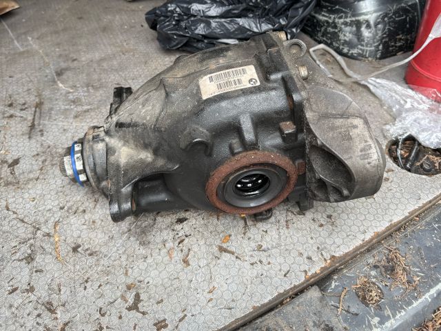 bontott BMW 3 F30-F35 Hátsó Differenciálmű