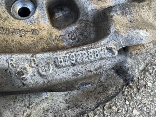 bontott BMW 3 F30-F35 Jobb első Csonkállvány