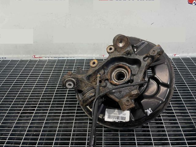 bontott BMW 3 F30-F35 Jobb hátsó Csonkállvány