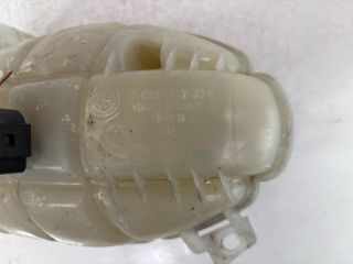 bontott BMW 3 F30-F35 Kiegyenlítő Tartály