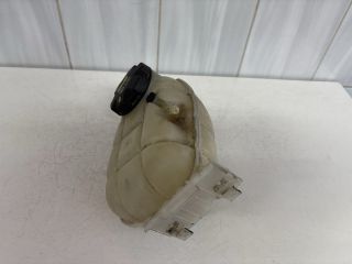 bontott BMW 3 F30-F35 Kiegyenlítő Tartály