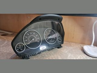 bontott BMW 3 F30-F35 Kilométeróra