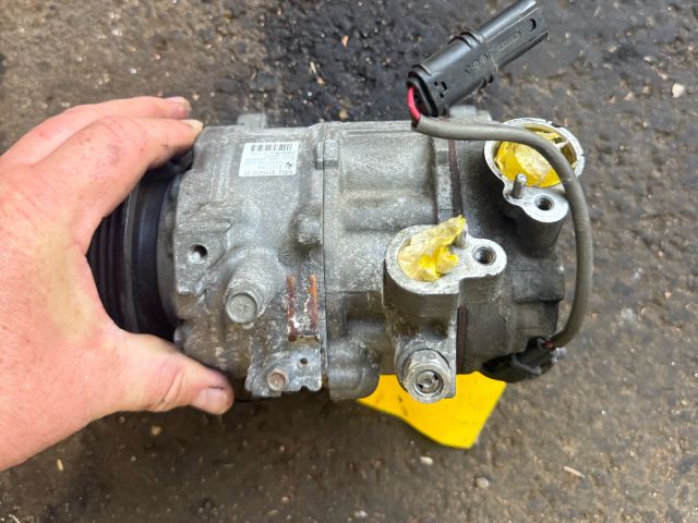 bontott BMW 3 F30-F35 Klímakompresszor