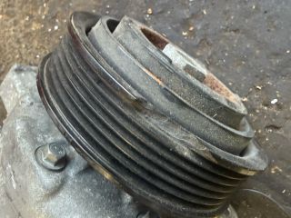 bontott BMW 3 F30-F35 Klímakompresszor