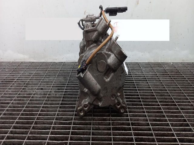 bontott BMW 3 F30-F35 Klímakompresszor