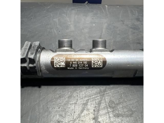 bontott BMW 3 F30-F35 Közösnyomócső