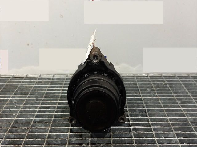 bontott BMW 3 F30-F35 Motor Tartó Bak (Pozíciófüggetlen)