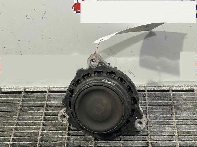 bontott BMW 3 F30-F35 Motor Tartó Bak (Pozíciófüggetlen)