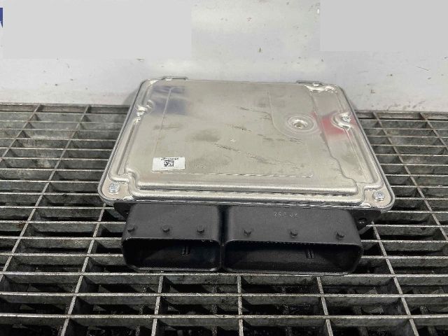 bontott BMW 3 F30-F35 Motorvezérlő