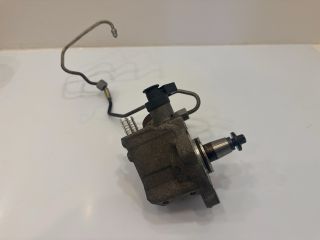 bontott BMW 3 F30-F35 Nagynyomású Szivattyú