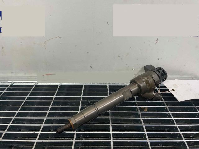 bontott BMW 3 F30-F35 Porlasztó (1 db)