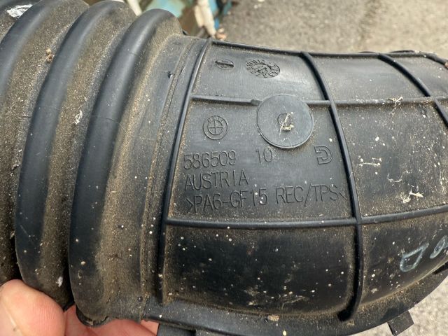 bontott BMW 3 F30-F35 Szívó Cső