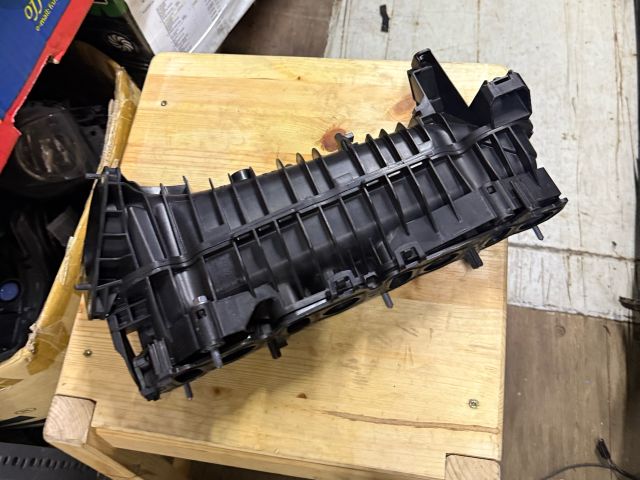 bontott BMW 3 F30-F35 Szívósor