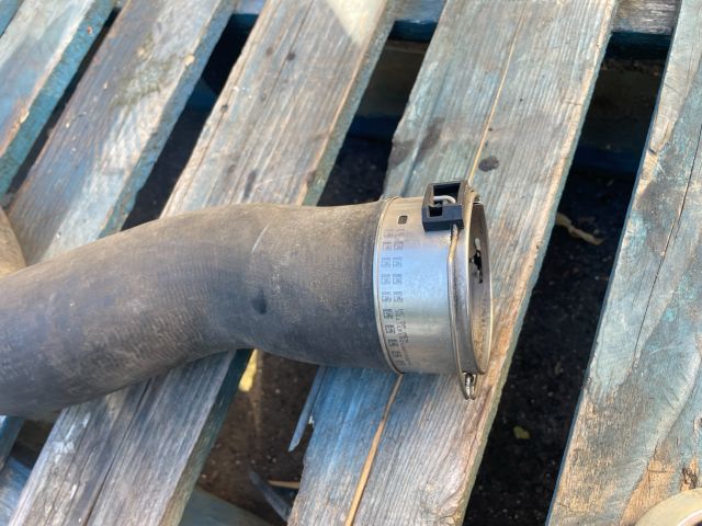 bontott BMW 3 F30-F35 Turbócső