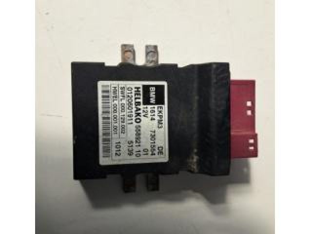 bontott BMW 3 F30-F35 Üzemanyag Szivattyú Relé