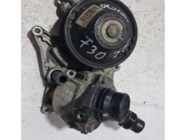 bontott BMW 3 F30-F35 Vízpumpa