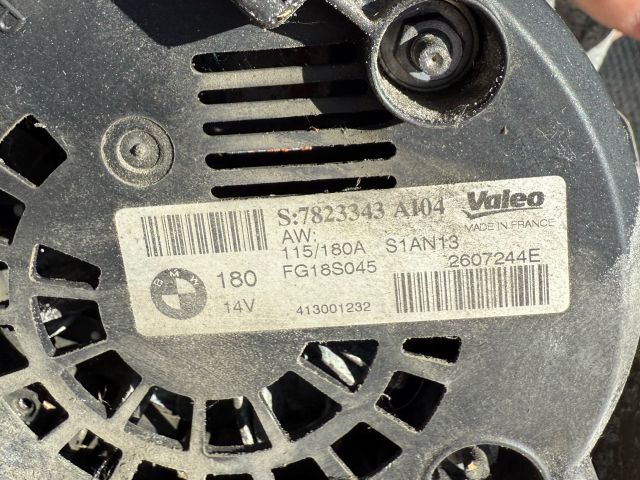 bontott BMW 3 F30-F35 Generátor