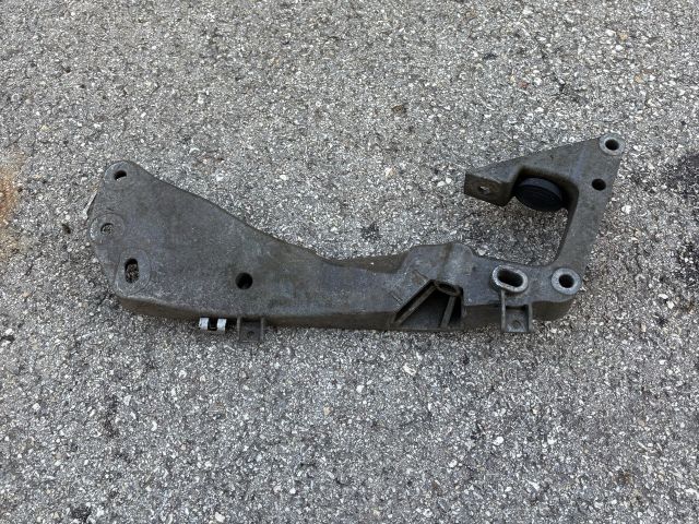 bontott BMW 3 F30-F35 Váltó Tartó Bak (Pozíciófüggetlen)