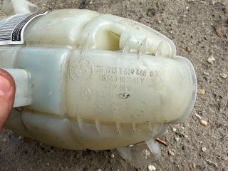 bontott BMW 3 F30-F35 Kiegyenlítő Tartály