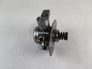 bontott BMW 3 F30-F35 Nagynyomású Szivattyú