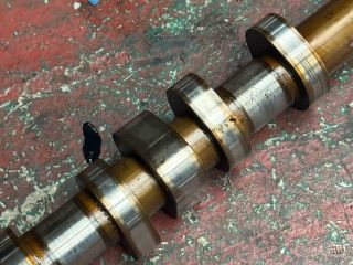 bontott BMW 3 F30-F35 Kipufogó Vezérműtengely