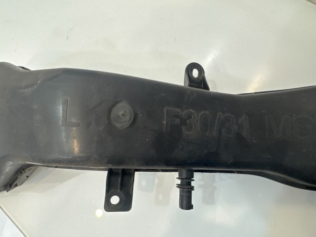 bontott BMW 3 F30-F35 Bal első Fék Hűtő Cső