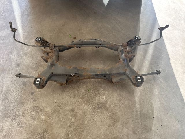 bontott BMW 3 F30-F35 Hátsó Bölcső