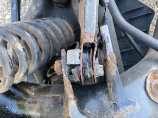 bontott BMW 3 F30-F35 Hátsó Híd (Tárcsafékes)