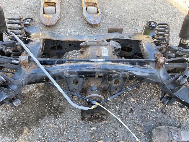 bontott BMW 3 F30-F35 Hátsó Híd (Tárcsafékes)