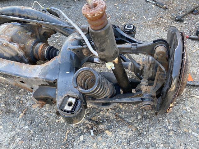 bontott BMW 3 F30-F35 Hátsó Híd (Tárcsafékes)