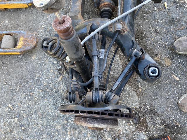 bontott BMW 3 F30-F35 Hátsó Híd (Tárcsafékes)