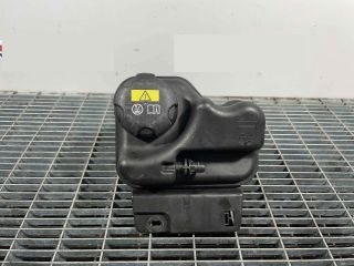 bontott BMW 3 F30-F35 Kiegyenlítő Tartály