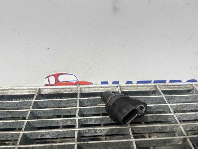 bontott BMW 3 F30-F35 Vezérműtengely Fordulatszám Jeladó