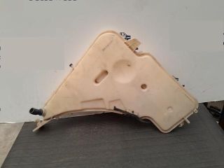 bontott BMW 3 F30-F35 Ablakmosó Tartály