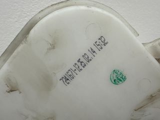 bontott BMW 3 F30-F35 Ablakmosó Tartály