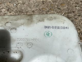 bontott BMW 3 F30-F35 Ablakmosó Tartály