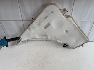 bontott BMW 3 F30-F35 Ablakmosó Tartály