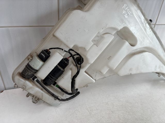 bontott BMW 3 F30-F35 Ablakmosó Tartály