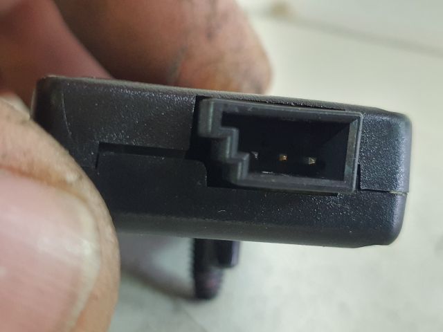 bontott BMW 3 F30-F35 Antenna Erősítő