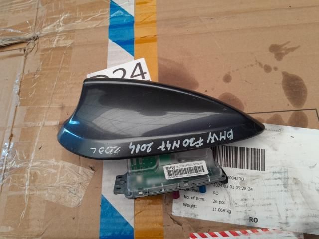 bontott BMW 3 F30-F35 Antenna