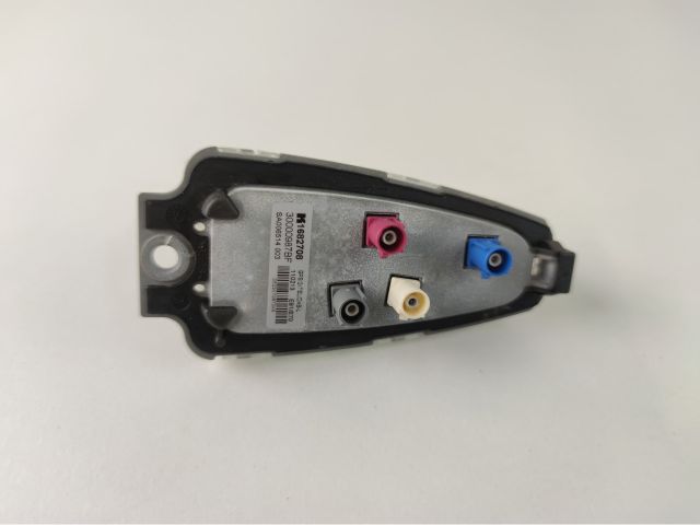 bontott BMW 3 F30-F35 Antenna