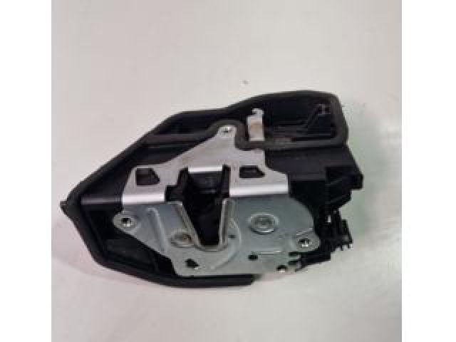 bontott BMW 3 F30-F35 Bal első Ajtózár