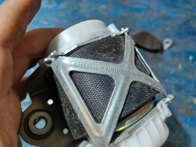 bontott BMW 3 F30-F35 Bal első Biztonsági Öv