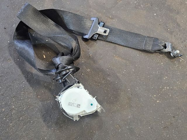 bontott BMW 3 F30-F35 Bal első Biztonsági Öv