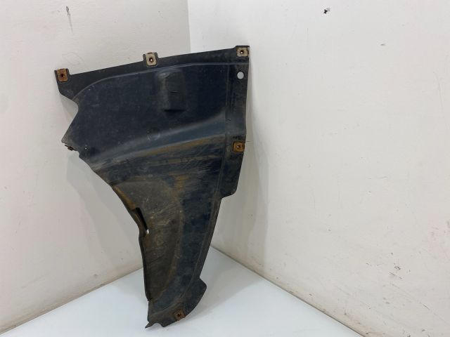 bontott BMW 3 F30-F35 Bal első Dobbetét (Kerékjárati, Műanyag)